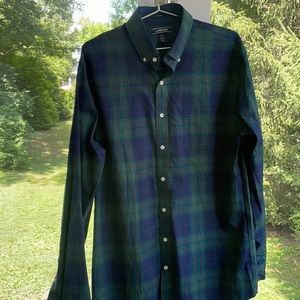 Land End Plaid Button Down Wrinkle Resistant Large.